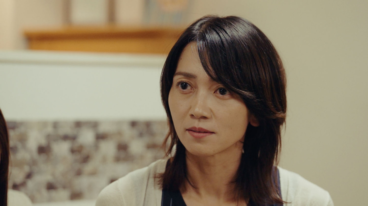 ドラマ「令和に官能小説作ってます」玉川丈治の妻・玉川瞳役の遠藤久美子