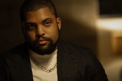 「アウトローズ」より、オシェア・ジャクソン・Jr.演じるドニー