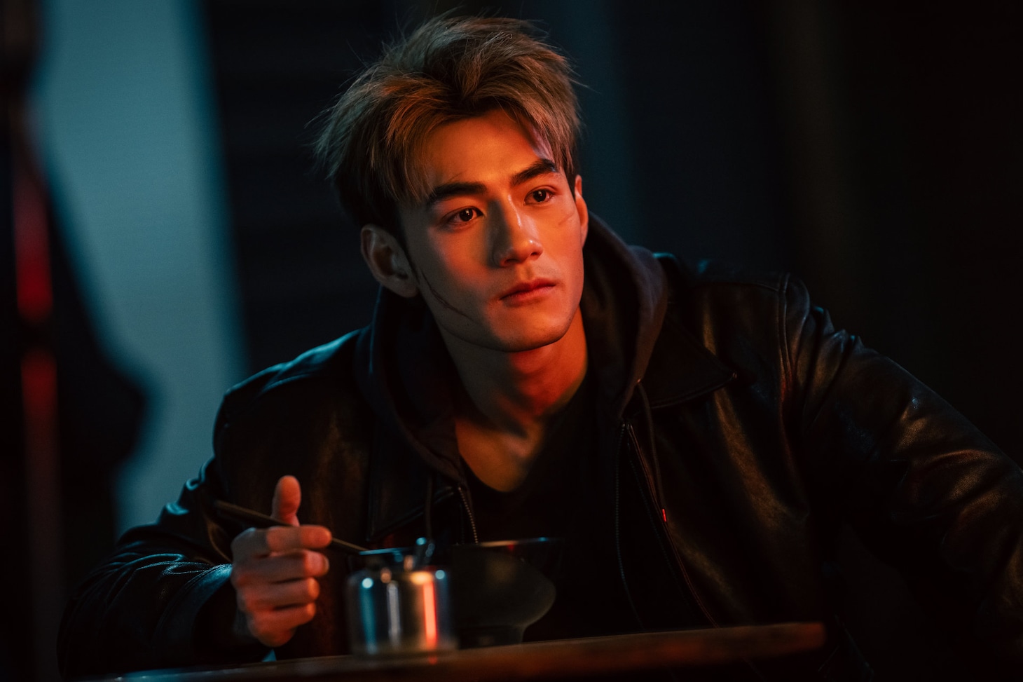 「殺手#4」場面写真。ジェフリー・ガイ演じる香港のプロの殺し屋“No.4”