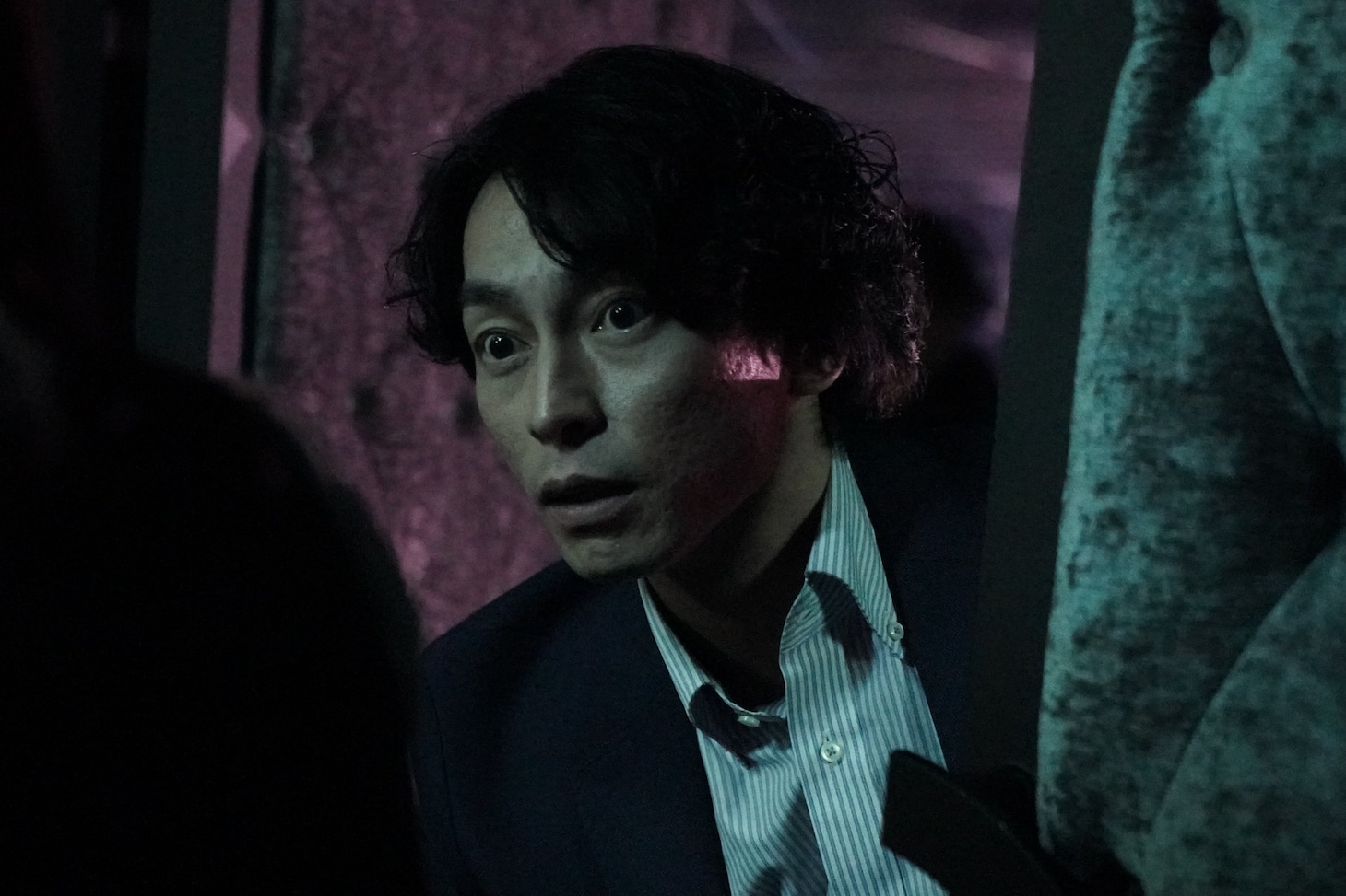 「殺手#4」場面写真。遠藤雄弥演じる悠人