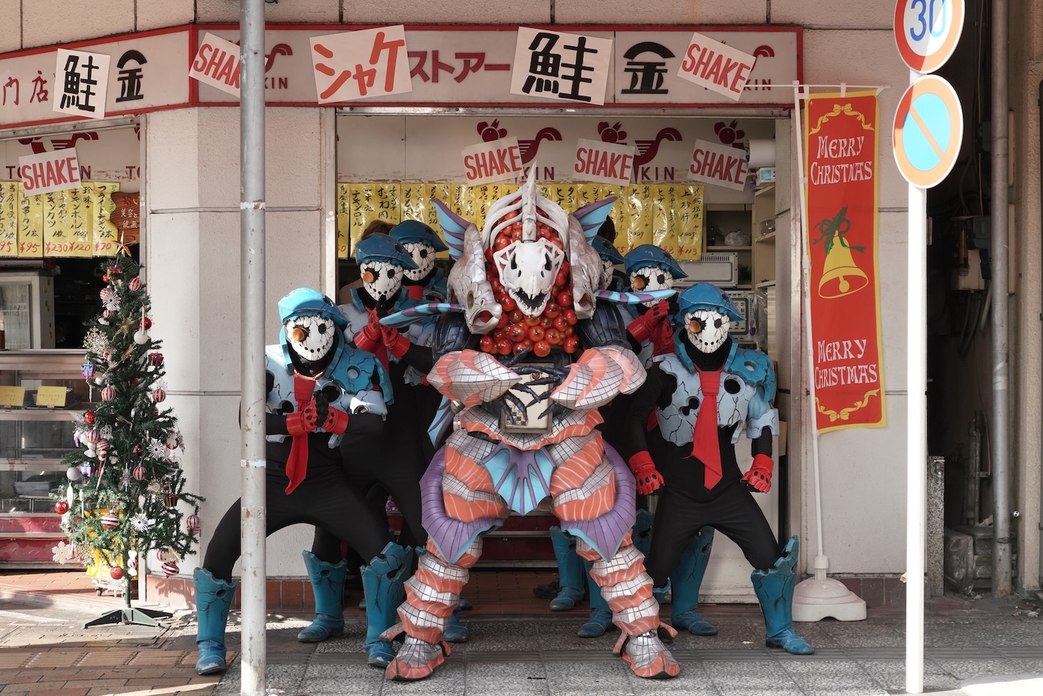 「快盗戦隊ルパンレンジャーVS警察戦隊パトレンジャー」第45話「クリスマスを楽しみに」場面写真 ©︎東映