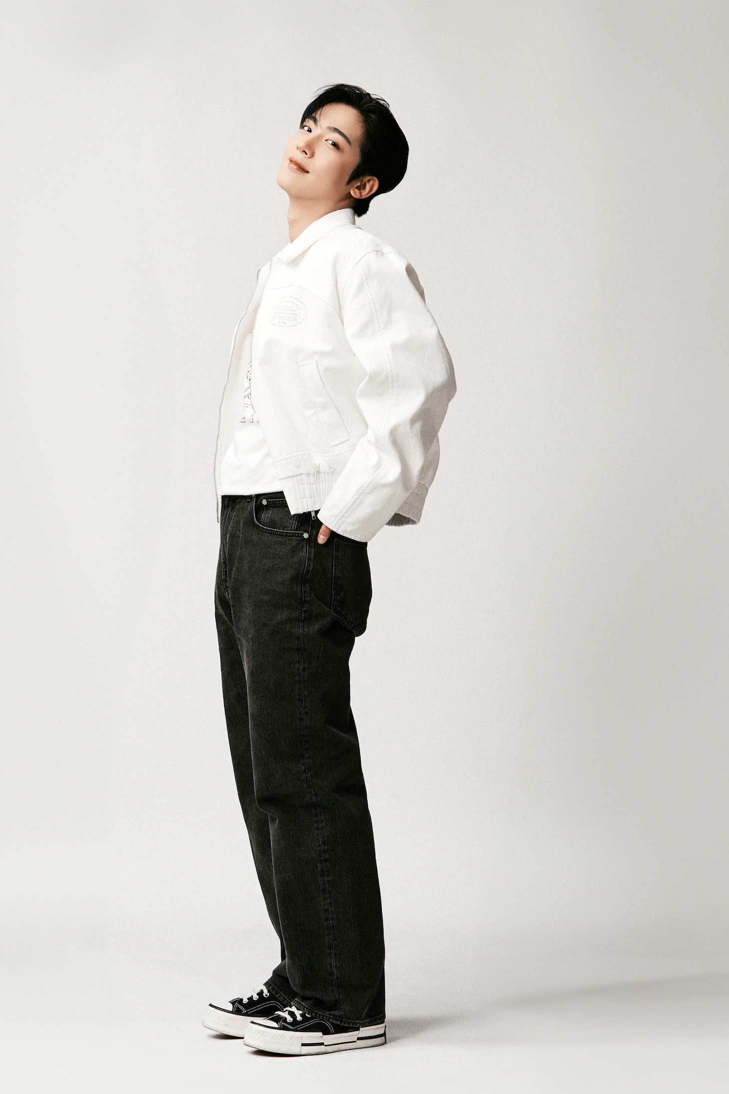 キム・ヨハン（WEi）