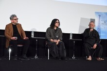 映画「式日」トークイベントの様子。左から庵野秀明、岩井俊二、鈴木敏夫