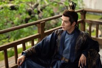 中国ドラマ「墨雨雲間（ぼくううんかん）～美しき復讐～」などで知られ、近年、悪役のバイプレイヤーとして存在感を増しているワン・シーチャオ（汪汐潮）が瑞王の異母兄弟・豫（よ）王役で参加。「めぐり逢いの花婿」でも物語に鋭い陰影を差し込んでいる