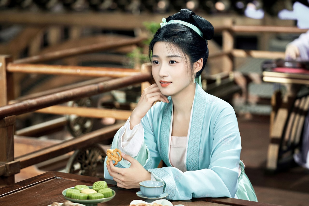 中国ドラマ「めぐり逢いの花婿」より、ルー・ユーシアオ（盧昱暁）演じる簡明舒 ©Shenzhen Tencent Computer Systems Company Limited