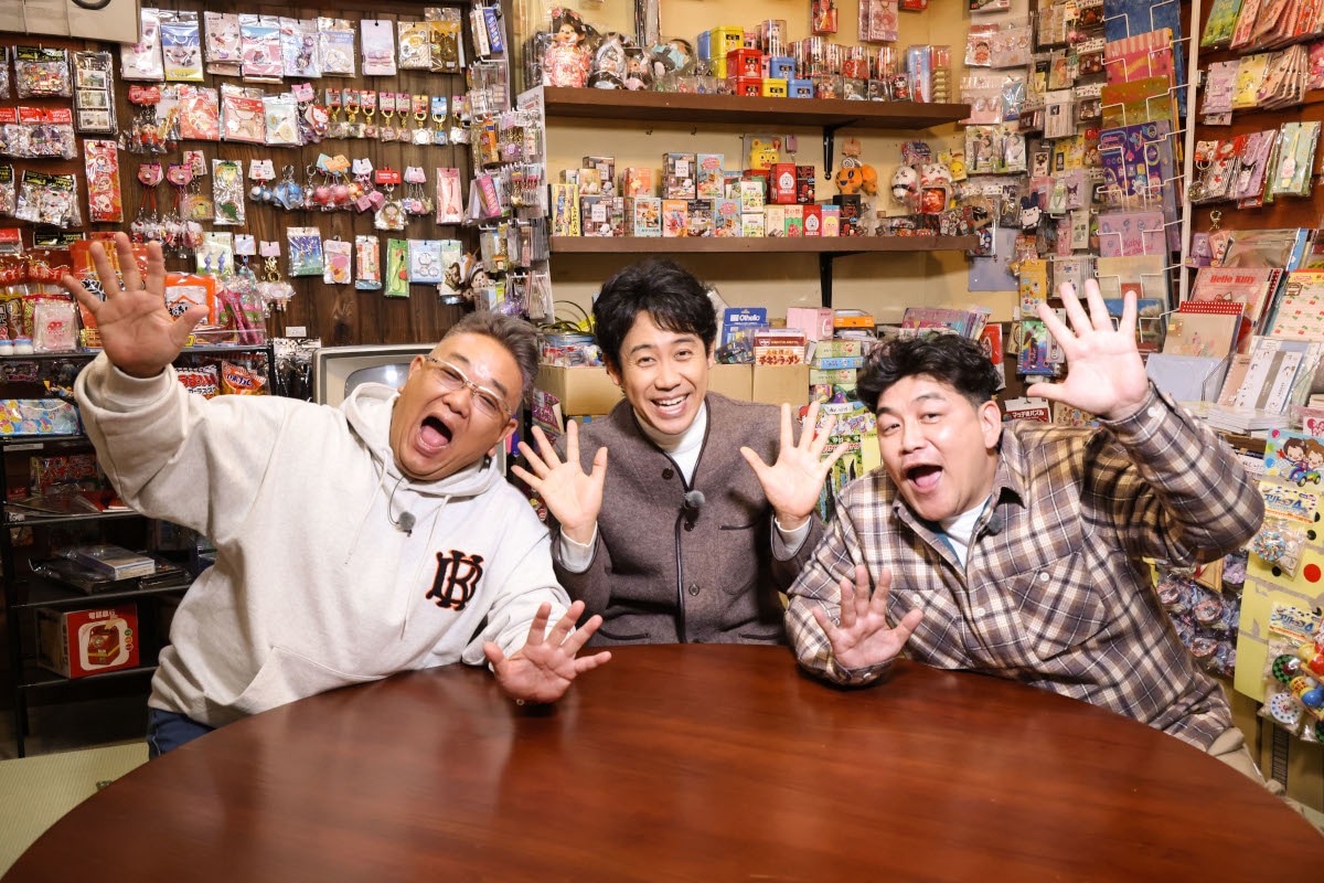 「大泉サンドの年2会」12月25日放送回の様子。左から伊達みきお、大泉洋、富澤たけし