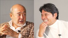 WOWOW独占コンテンツ「『北方謙三 水滸伝』放送記念スペシャル！」より、北方謙三（左）と織田裕二（右）