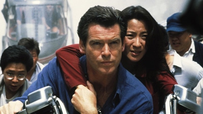 「トゥモロー・ネバー・ダイ」場面写真 ©︎1997 Danjaq, LLC and Eighteen Leasing Corporation. All Rights Reserved.