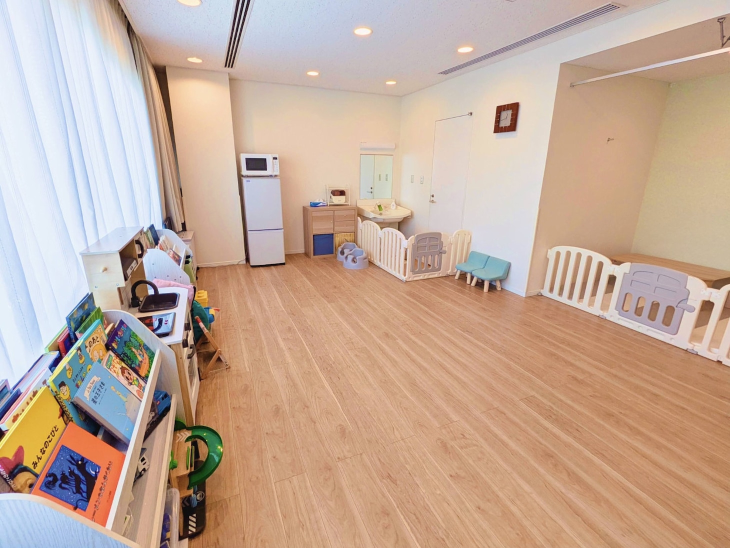 東宝スタジオ託児所「Lullabee」の様子