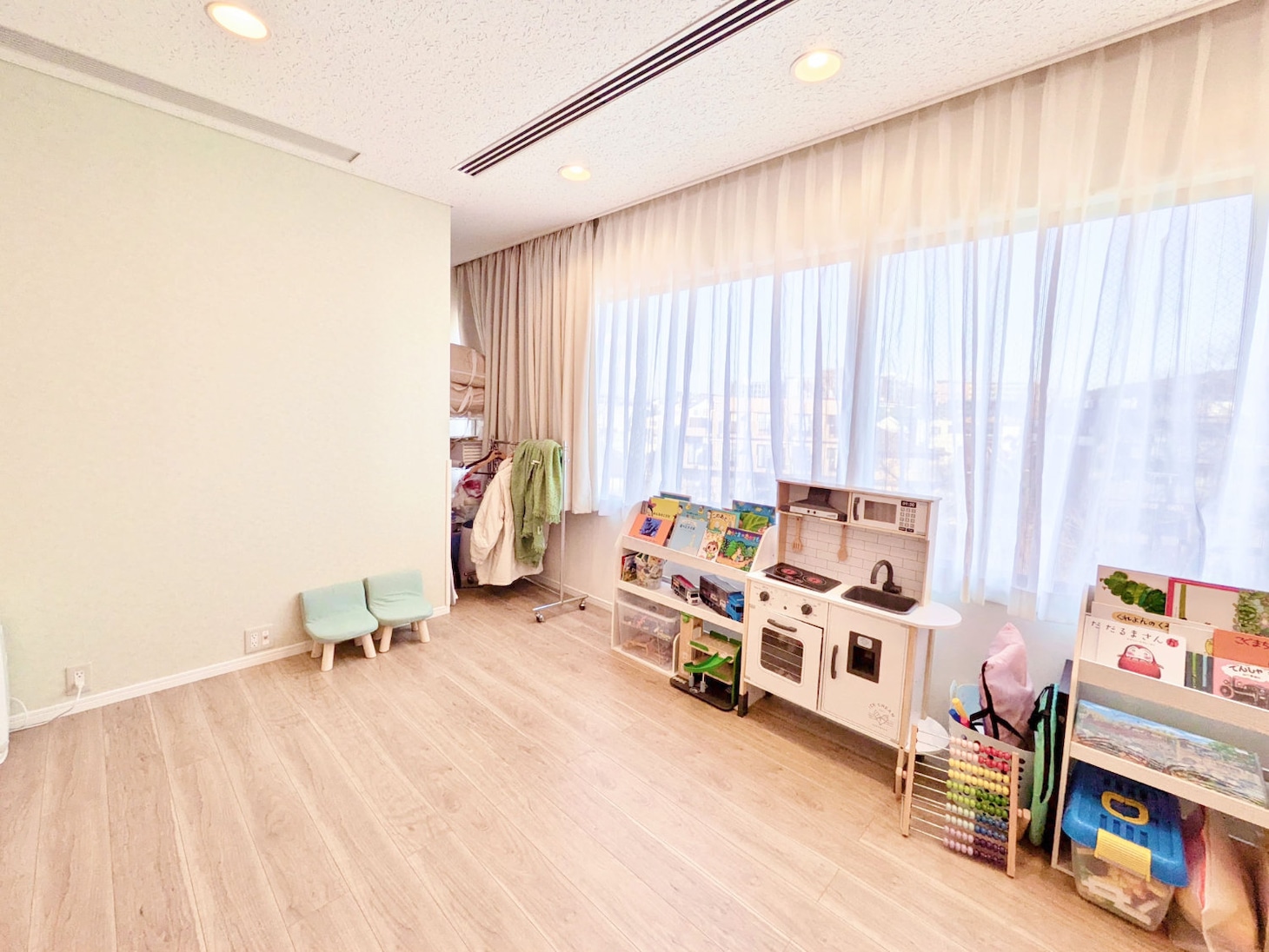 東宝スタジオ託児所「Lullabee」の様子