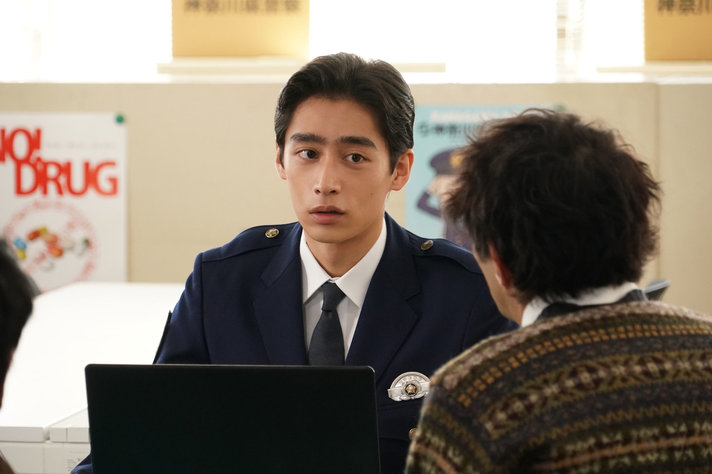 ドラマ「ラムネモンキー」より、濱尾ノリタカ演じる鶴見