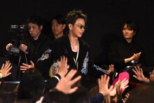 「るろうに剣心」舞台挨拶にサプライズで登場した佐藤健