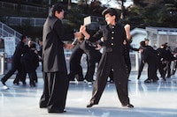 6作目「ビー・バップ・ハイスクール 高校与太郎完結篇」より。左から丸野政次、ヒロシ ©東映