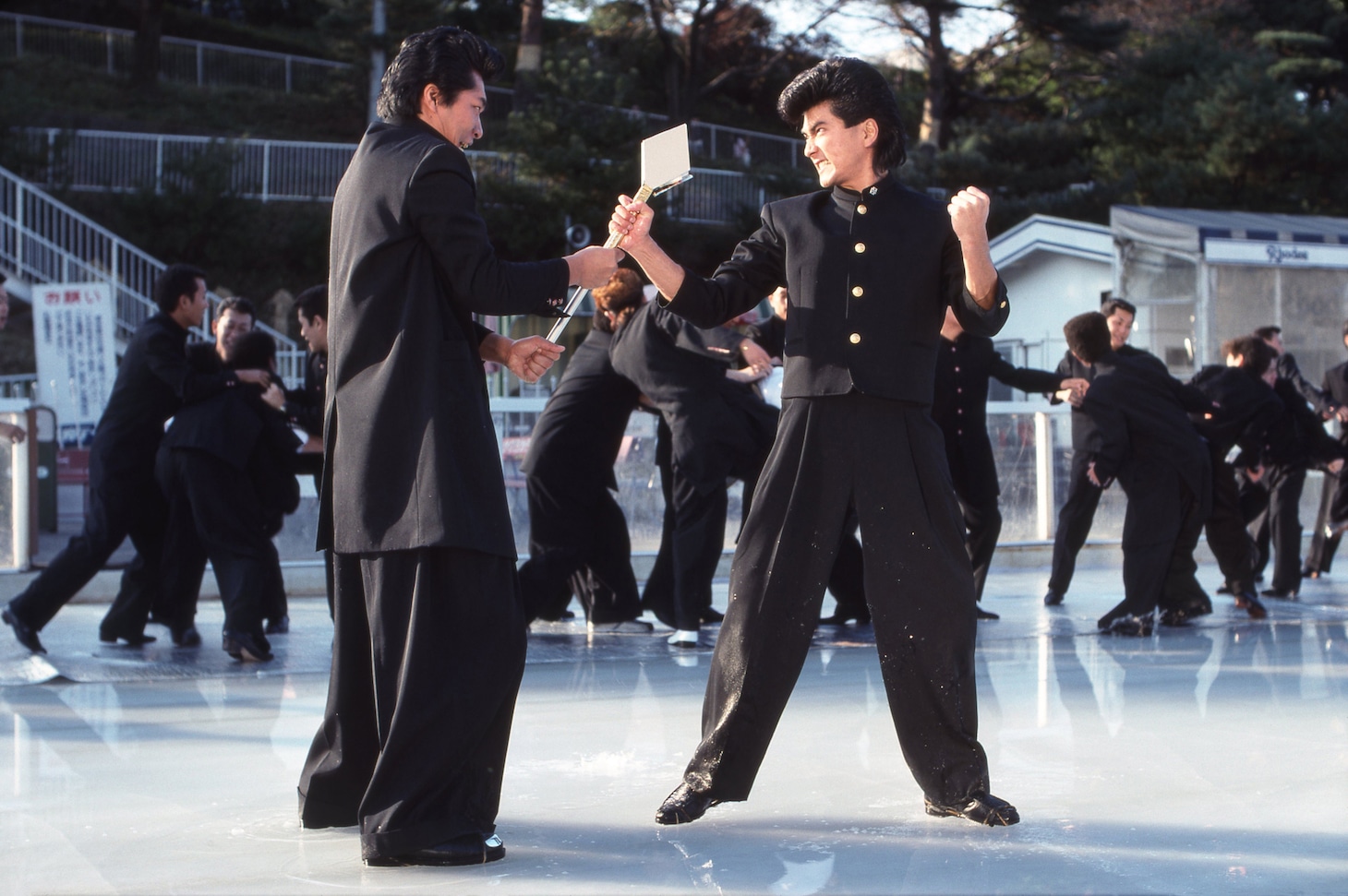 6作目「ビー・バップ・ハイスクール 高校与太郎完結篇」より。左から丸野政次、ヒロシ ©東映