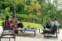 ドラマ「ナイト・マネジャー」シーズン2 場面写真