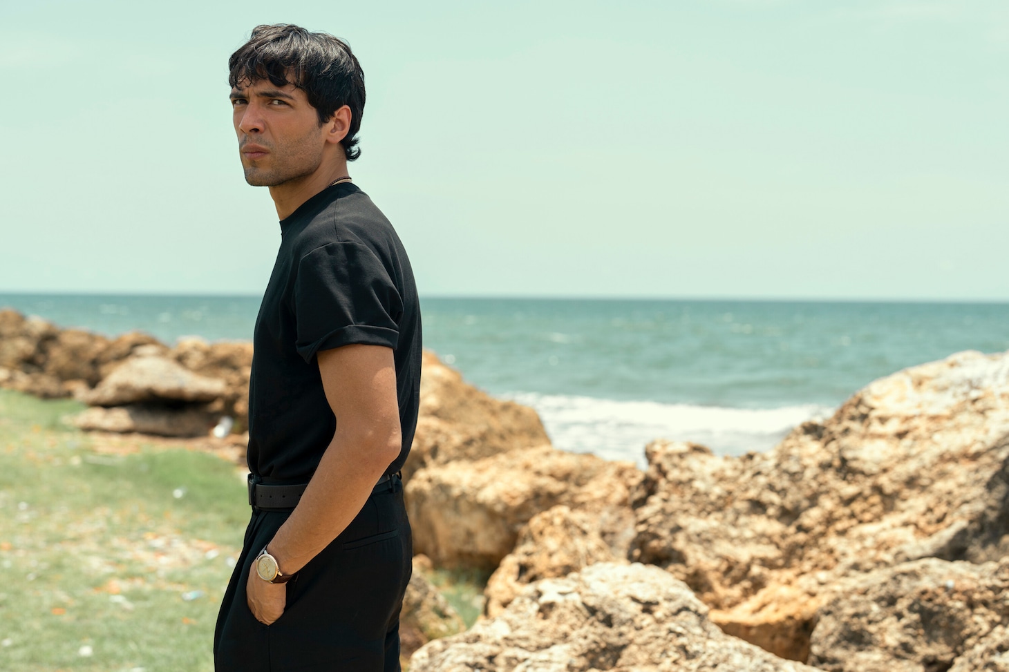 ドラマ「ナイト・マネジャー」シーズン2 場面写真