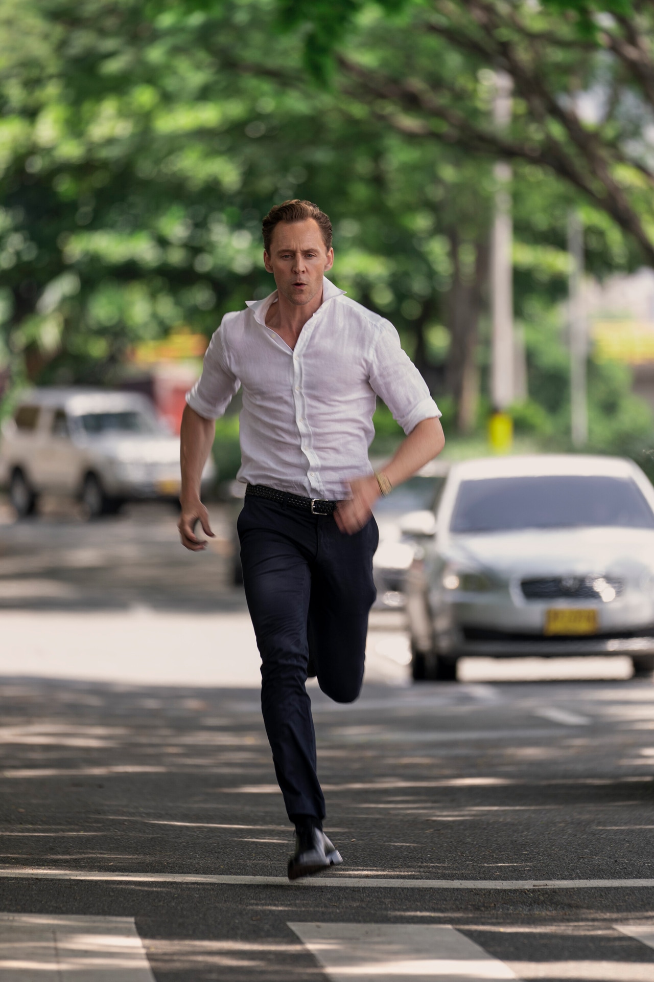 ドラマ「ナイト・マネジャー」シーズン2 場面写真