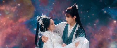 中国ドラマ「恋狐妖伝～ファースト・ラブ～」より、左からヤン・ミー（楊冪）演じる塗山紅紅、ゴン・ジュン（龔俊）演じる東方月初