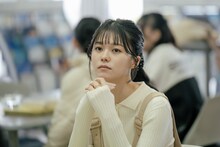 「冬のなんかさ、春のなんかね」より、志田彩良演じる真樹