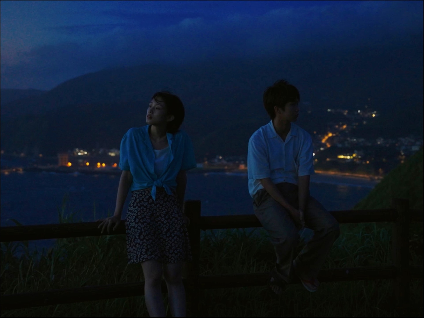 「旅と日々」場面写真。ありま展望台で撮影されたシーン