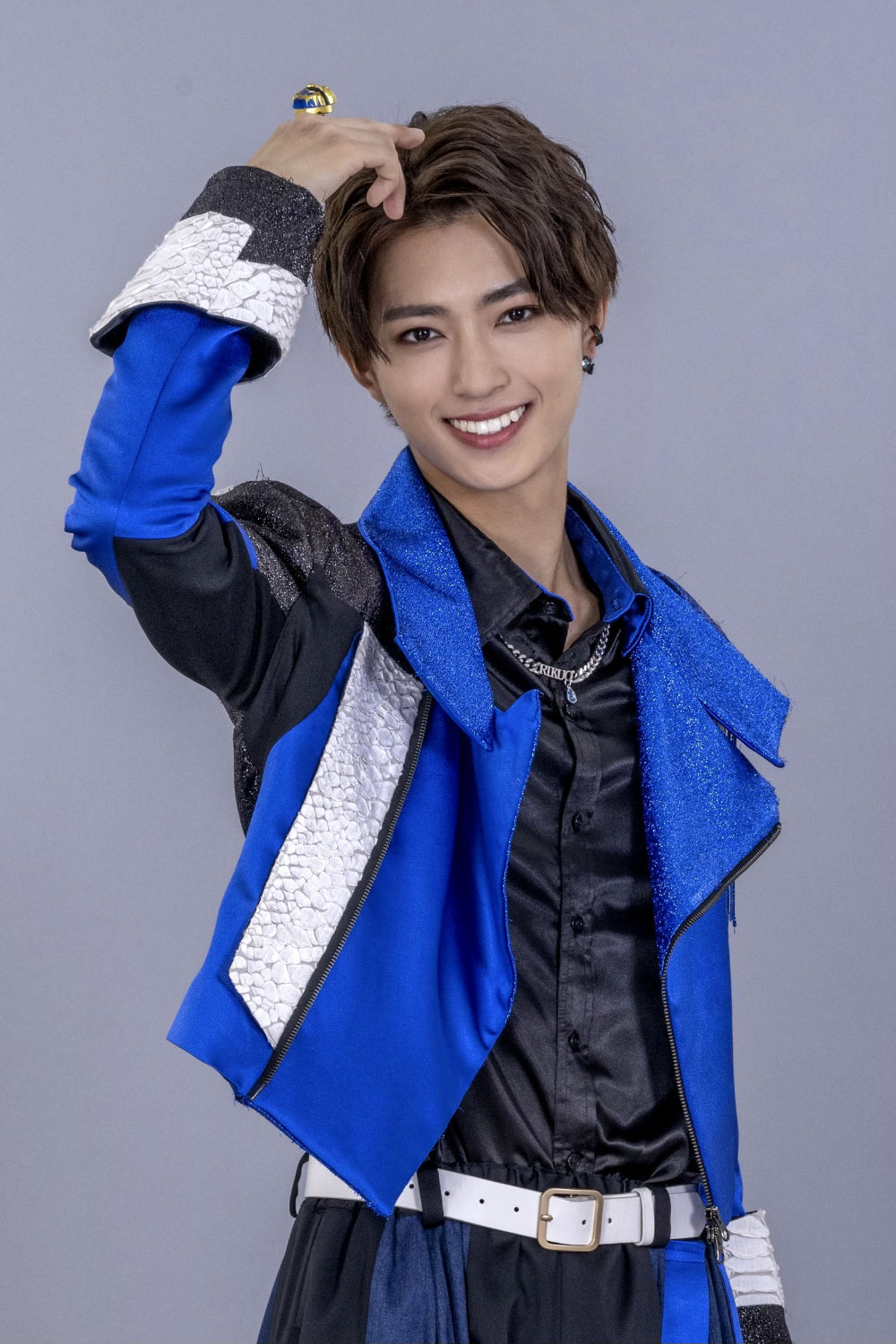 百夜陸王 / ゴジュウレオン役の鈴木秀脩