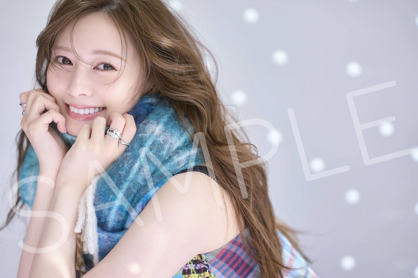 「白石麻衣 2026年カレンダー」表紙