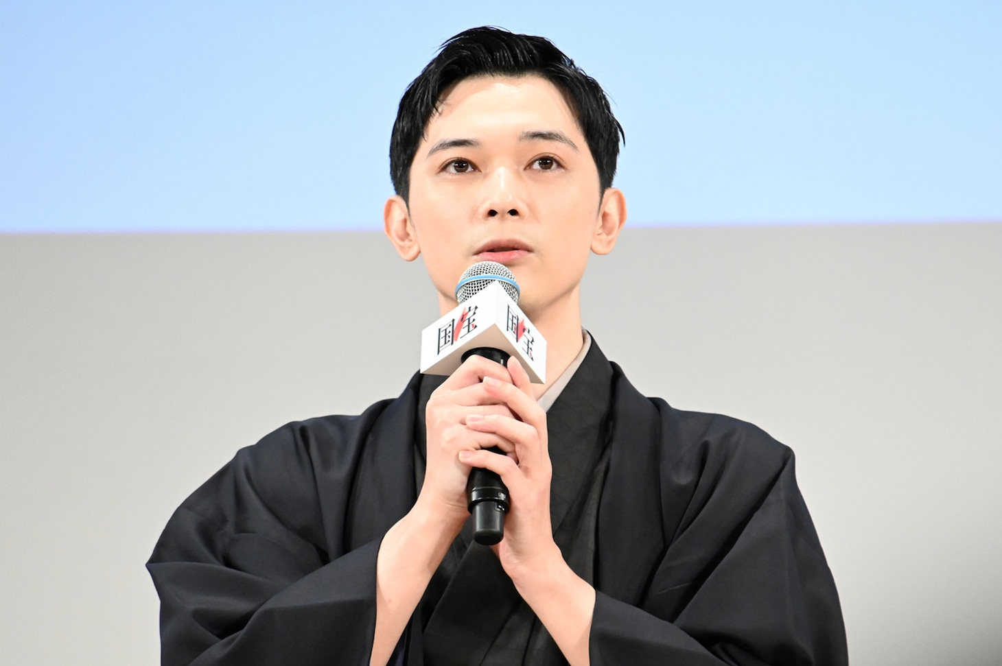 映画「国宝」歌舞伎座大晦日特別上映会に登壇した吉沢亮