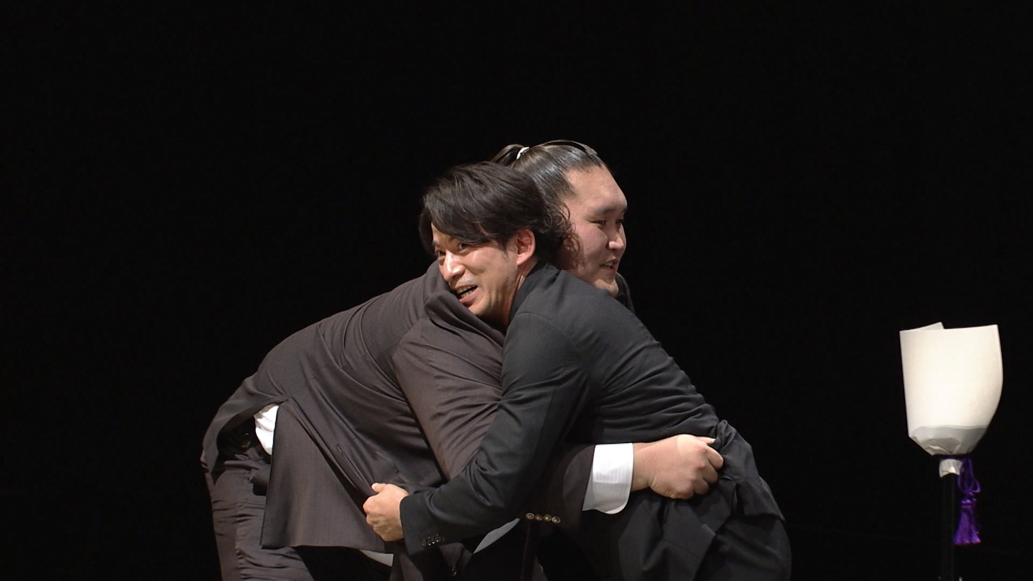 岡田准一が武術の秘密に迫る「明鏡止水」新シリーズ、第1回のテーマは大相撲