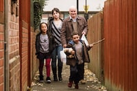 「わたしは、ダニエル・ブレイク」場面写真 ©Sixteen Tyne Limited, Why Not Productions, Wild Bunch, Les Films du Fleuve,British Broadcasting Corporation, France 2 Cinéma and The British Film Institute 2016