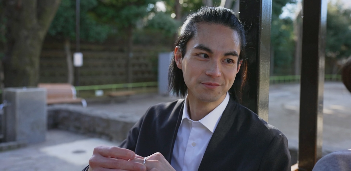 渋谷盛太演じる青木