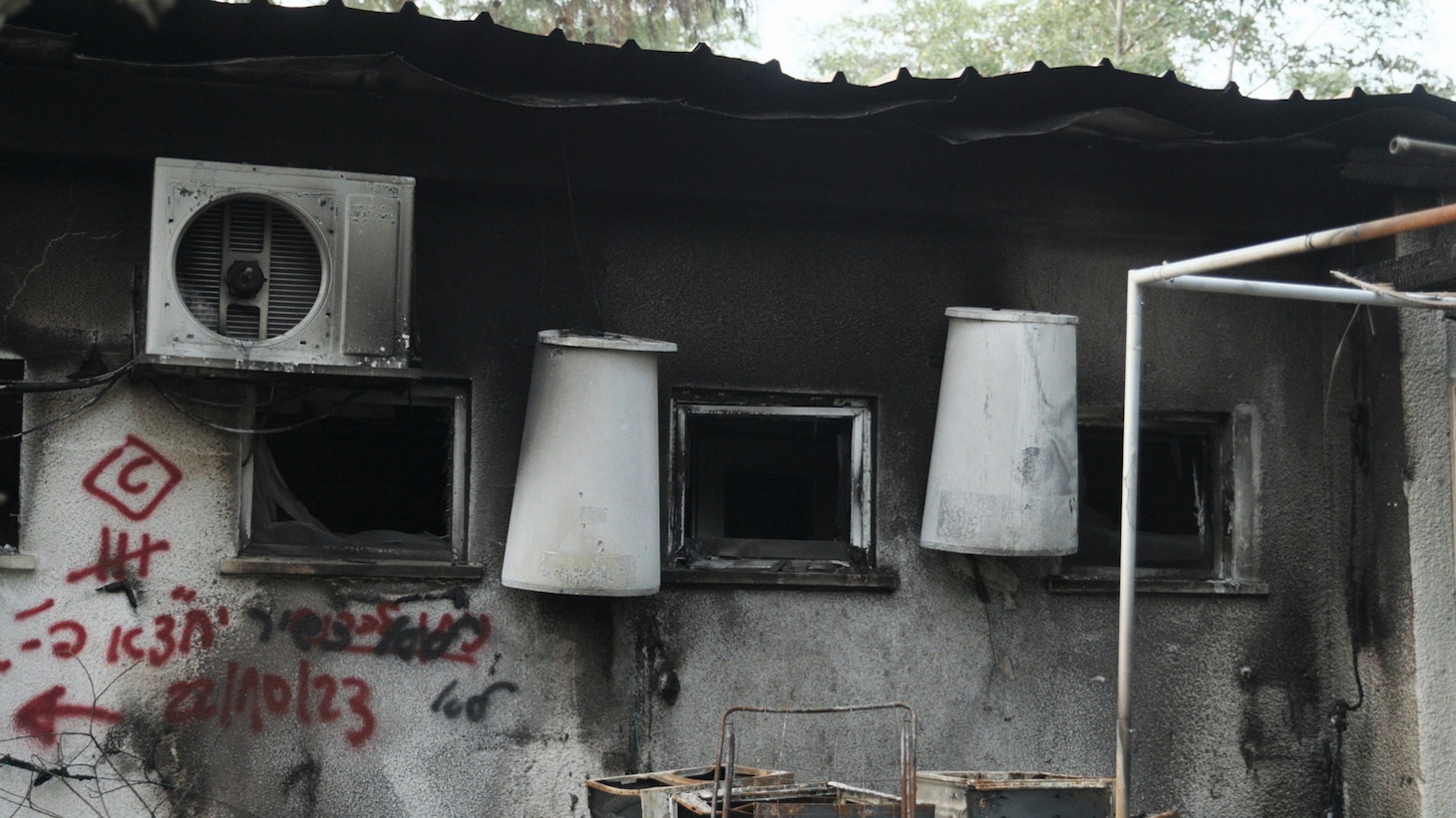 「ホールディング・リアット」場面写真