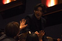 ファンと交流するカン・ハヌル