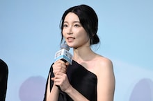 映画「架空の犬と嘘をつく猫」初日舞台挨拶に登壇した向里祐香