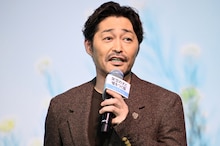 映画「架空の犬と嘘をつく猫」初日舞台挨拶に登壇した安田顕