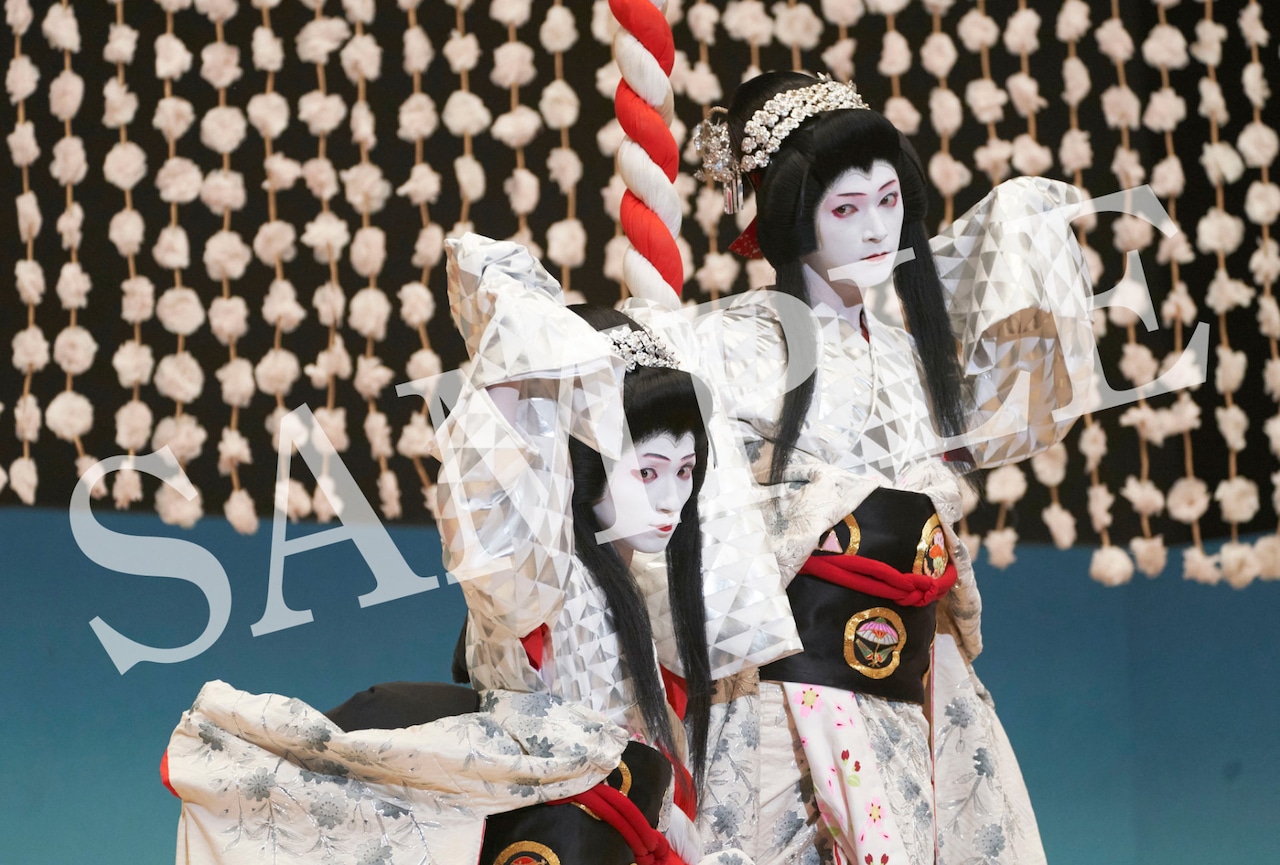 映画「国宝」第2弾入場者特典　3種セット 『二人藤娘』『二人道成寺』『鷺娘』 国宝」入プレ第2弾はポストカード、「二人藤娘」「二人道成寺」「鷺娘