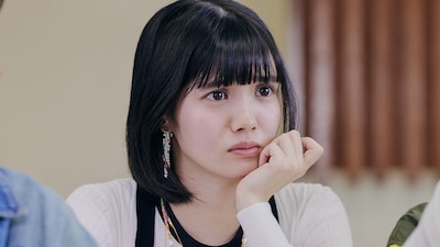 「The Boy Next World ～並行世界の恋人～」場面写真。荒川ちか演じる桃田成香