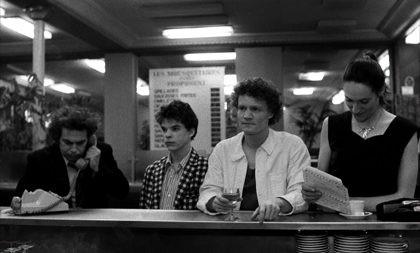 「ボーイ・ミーツ・ガール（4Kレストア版）」場面写真