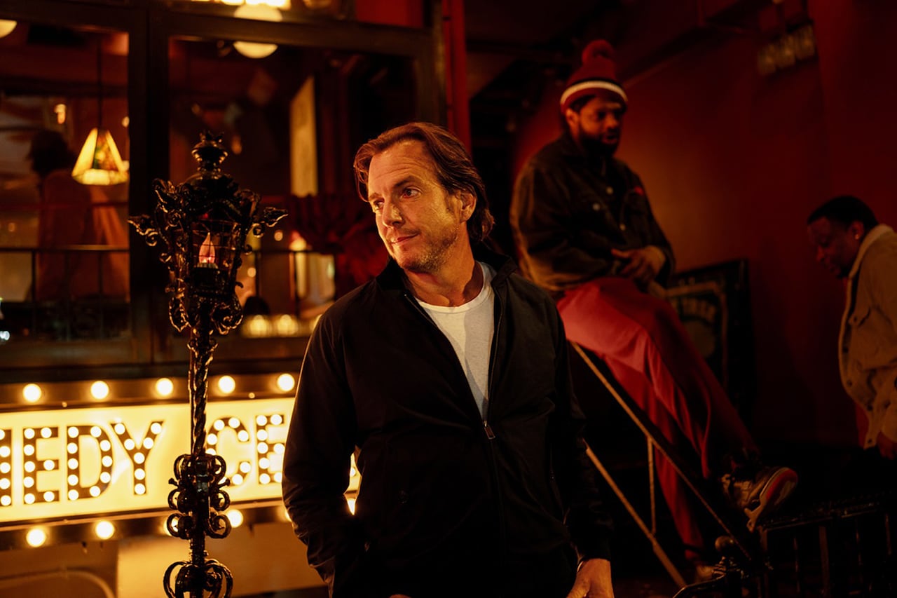 ブラッドリー・クーパーがスタンダップの世界描く「これって生きてる？」は4月公開