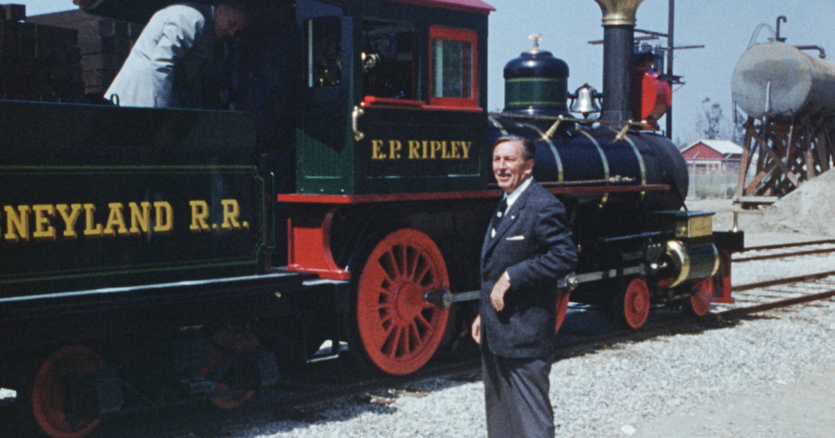 未公開映像で紐解くディズニーランド誕生