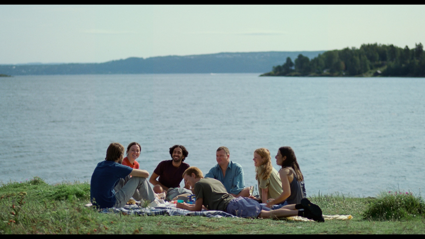 「センチメンタル・バリュー」新場面写真