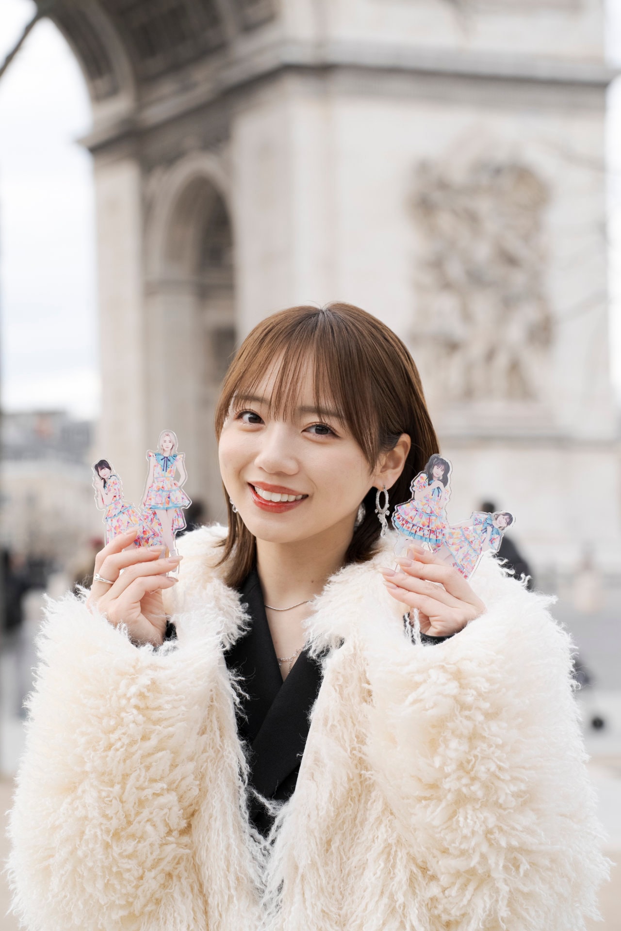 齊藤京子は幸せでいっぱい！パリで「恋愛裁判」上映、ハピ☆ファン楽曲の生歌唱も