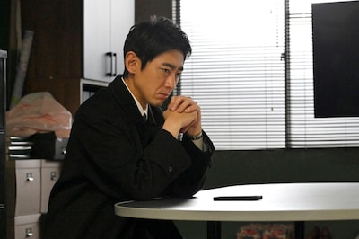 ドラマ「失踪人捜索班 消えた真実」場面写真。小泉孝太郎演じる刑事・笹塚晋平