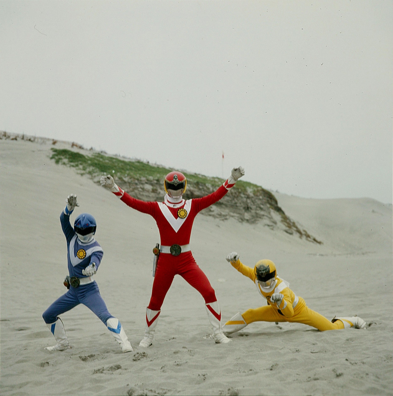 太陽戦隊サンバルカン。左からバルシャーク、バルイーグル、バルパンサー ©東映