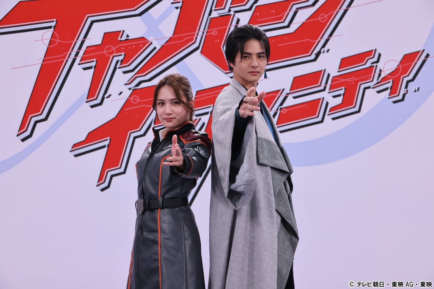 左から入山杏奈、赤羽流河