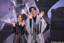 左から入山杏奈、赤羽流河