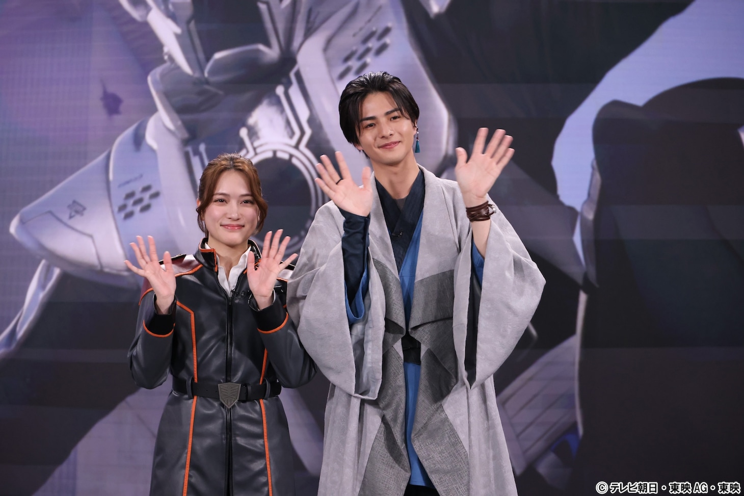 左から入山杏奈、赤羽流河