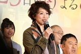 「科捜研の女 ファイナル」ファンミーティングに出席した若村麻由美。「まいど～」とおなじみのフレーズで客席を沸かせた