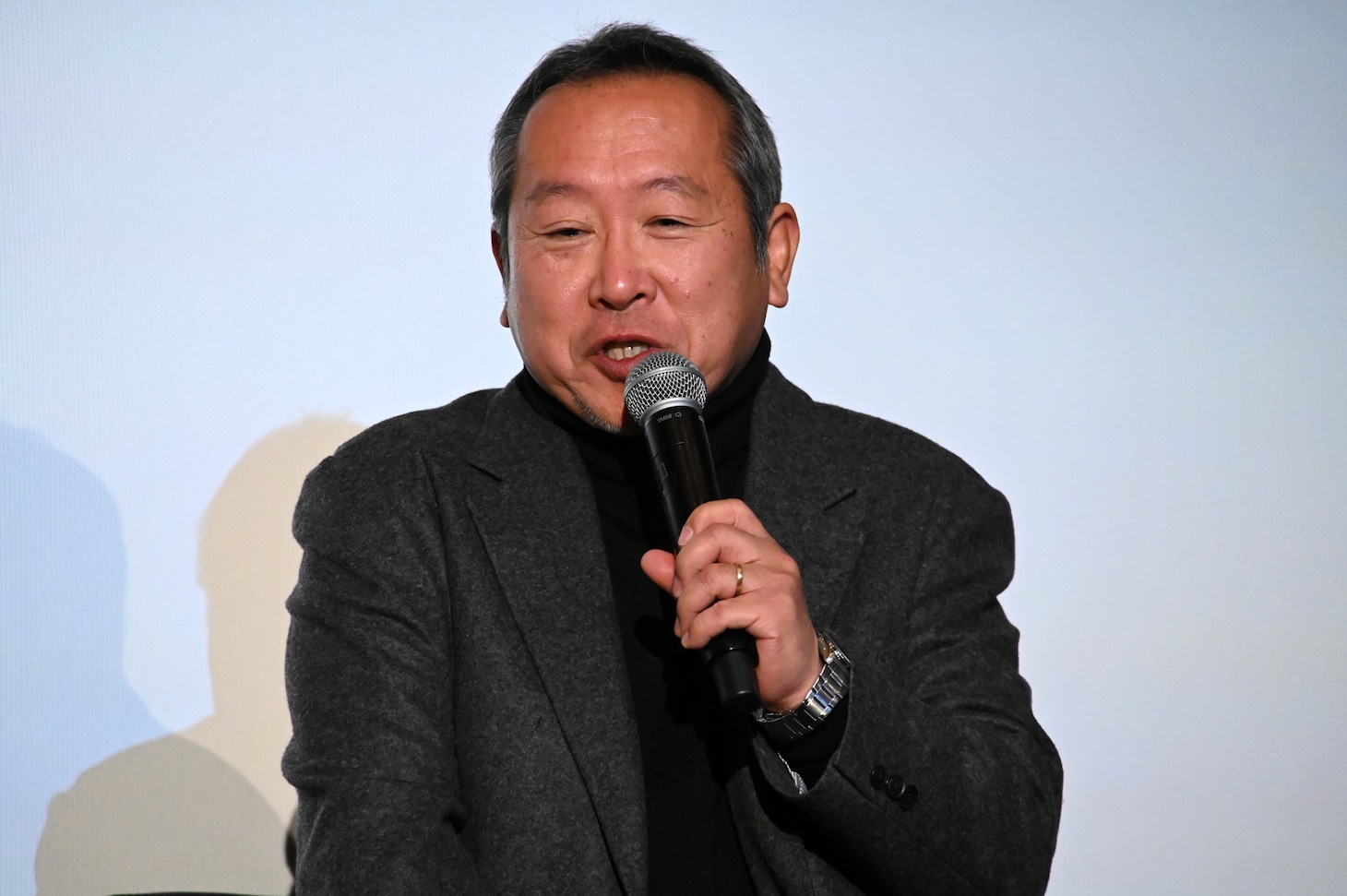 「テレビショッピングの女王 青池春香の事件チャンネル」完成披露上映会に登壇した白川士