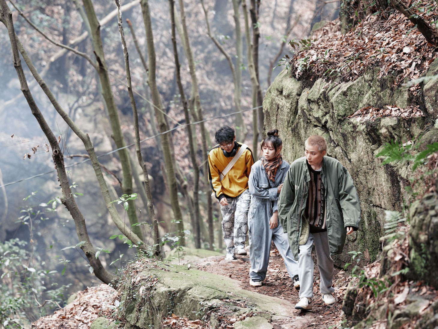 「神社 悪魔のささやき」新場面写真