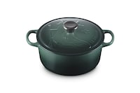 シグニチャー ココット・ロンド 24cm エルファバレリーフアーティチョーク（税込5万5000円）